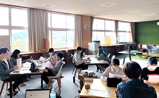子ども未来講座 2023年11月11日実施 「プレゼンテーションをしよう!」