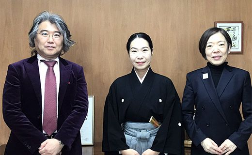 観世流シテ方 女性能楽師の寺井千景氏が全カリで講演