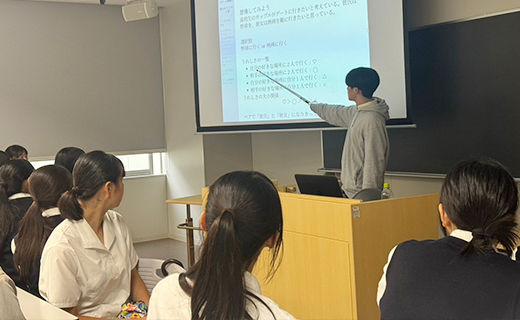 ゼミ生から、ゲーム理論の解説をしました