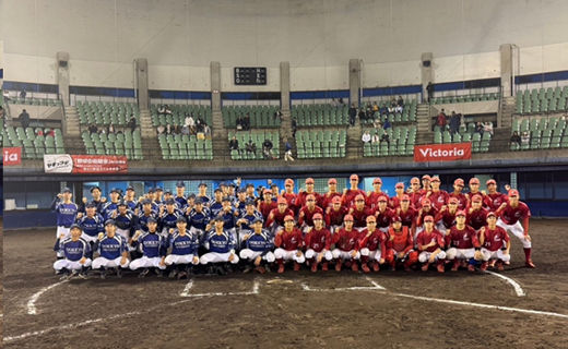獨協大と共栄大で試合後に記念撮影