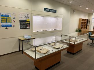 220725第6回図書館講演会の関連資料展示のお知らせ.jpg